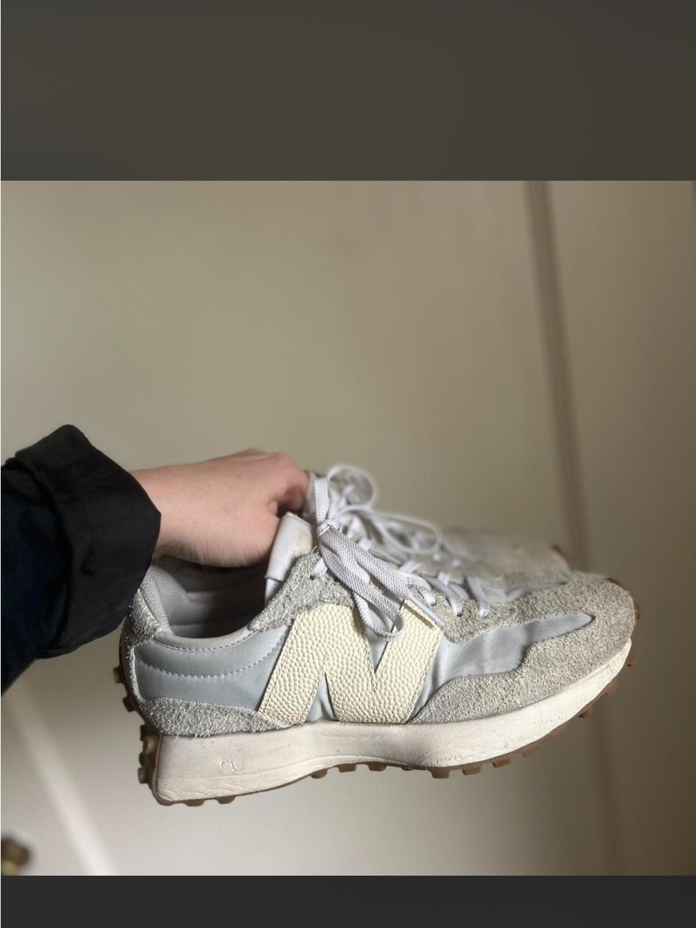 New Balance' 327 Runner Sneakers